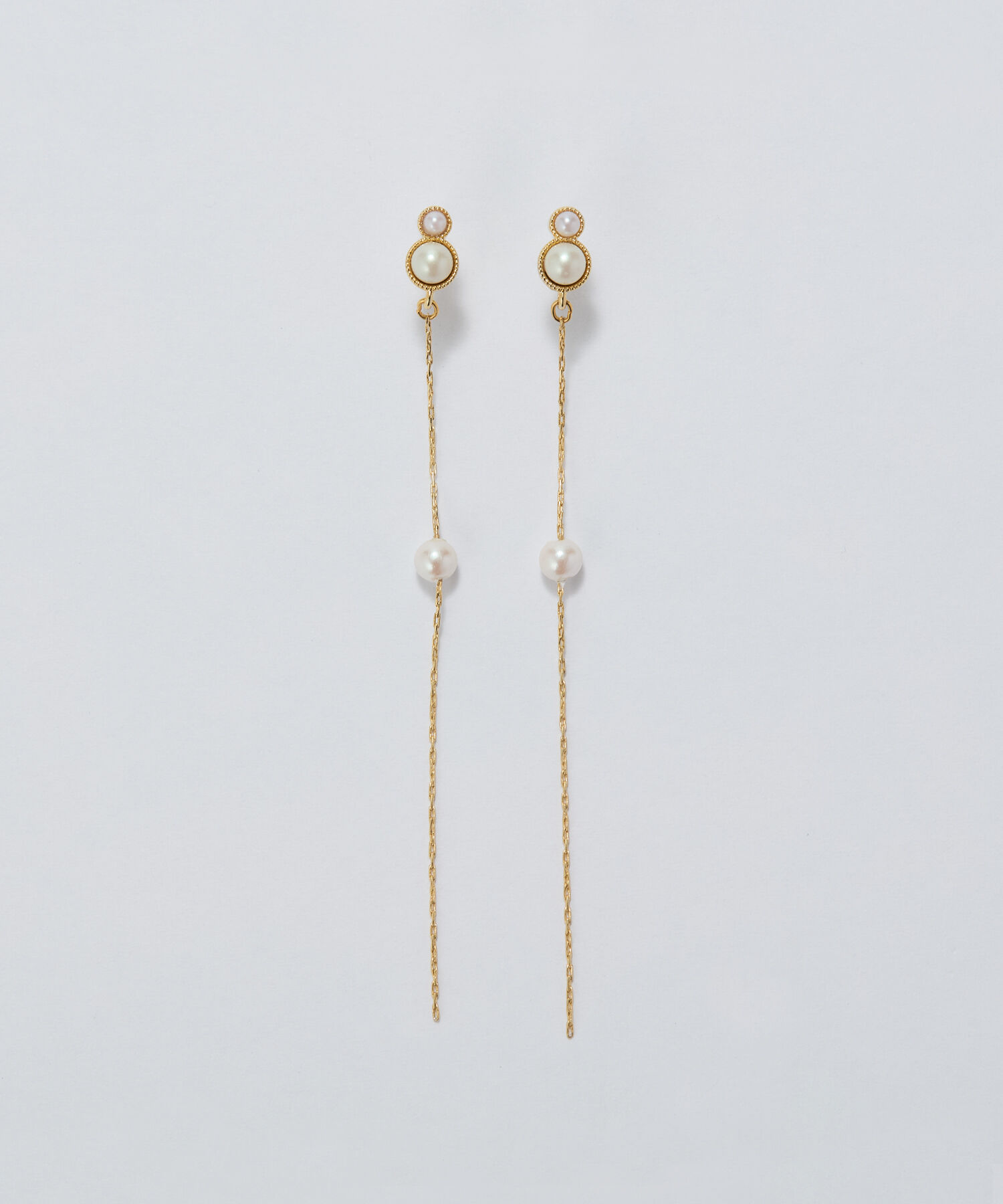 Phoebe「【金属アレルギー対応】ルミナスパールロングセラミックピアス　ゴールド」|ピアス|