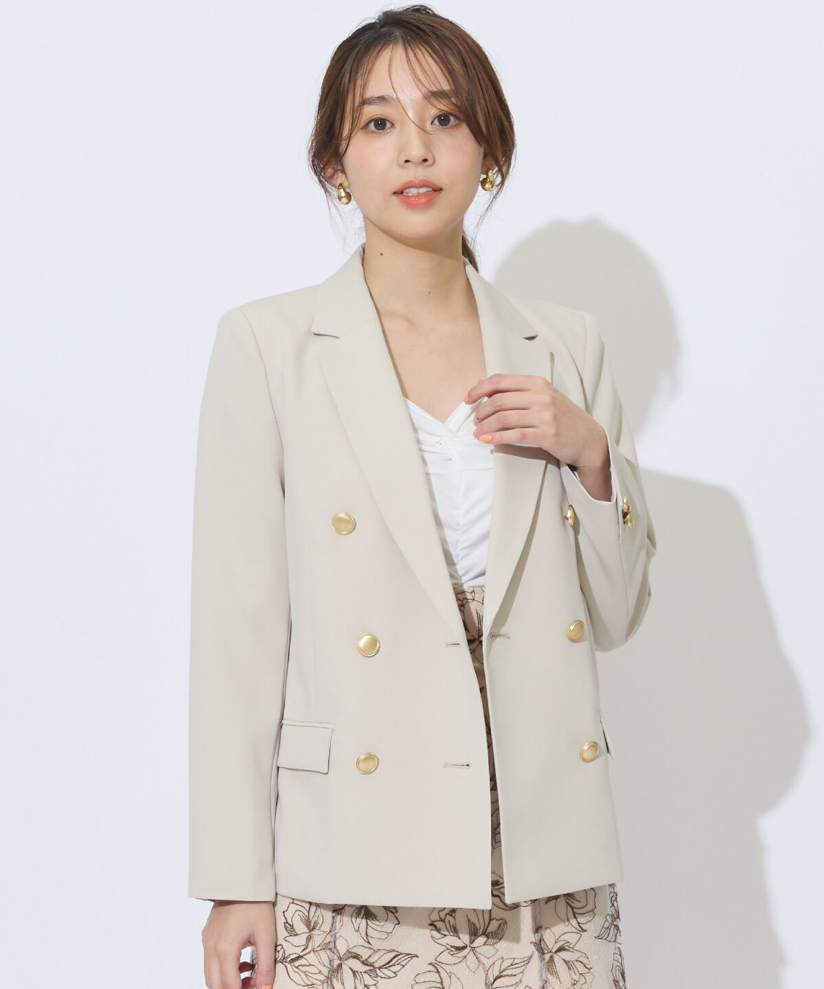 アンドクチュール「ダブルテーラードジャケット」|テーラードジャケット|ベージュ