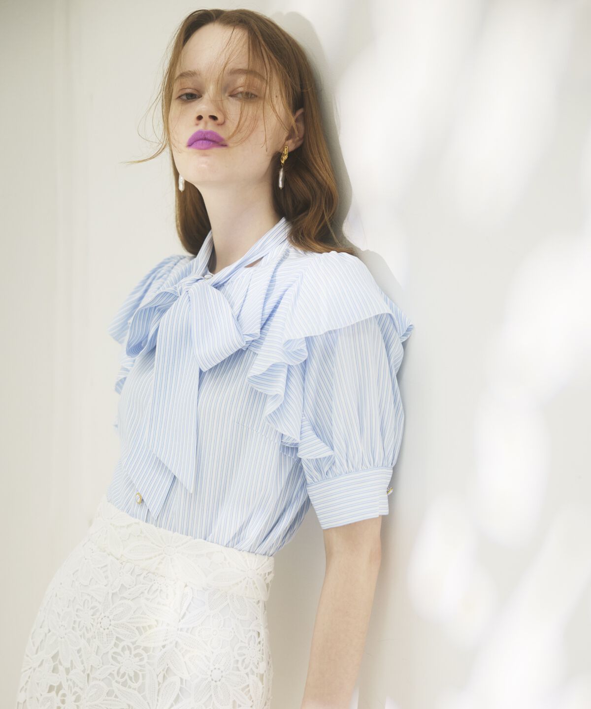 アンドクチュール「リボンタイストライプブラウス」|シャツ・ブラウス|