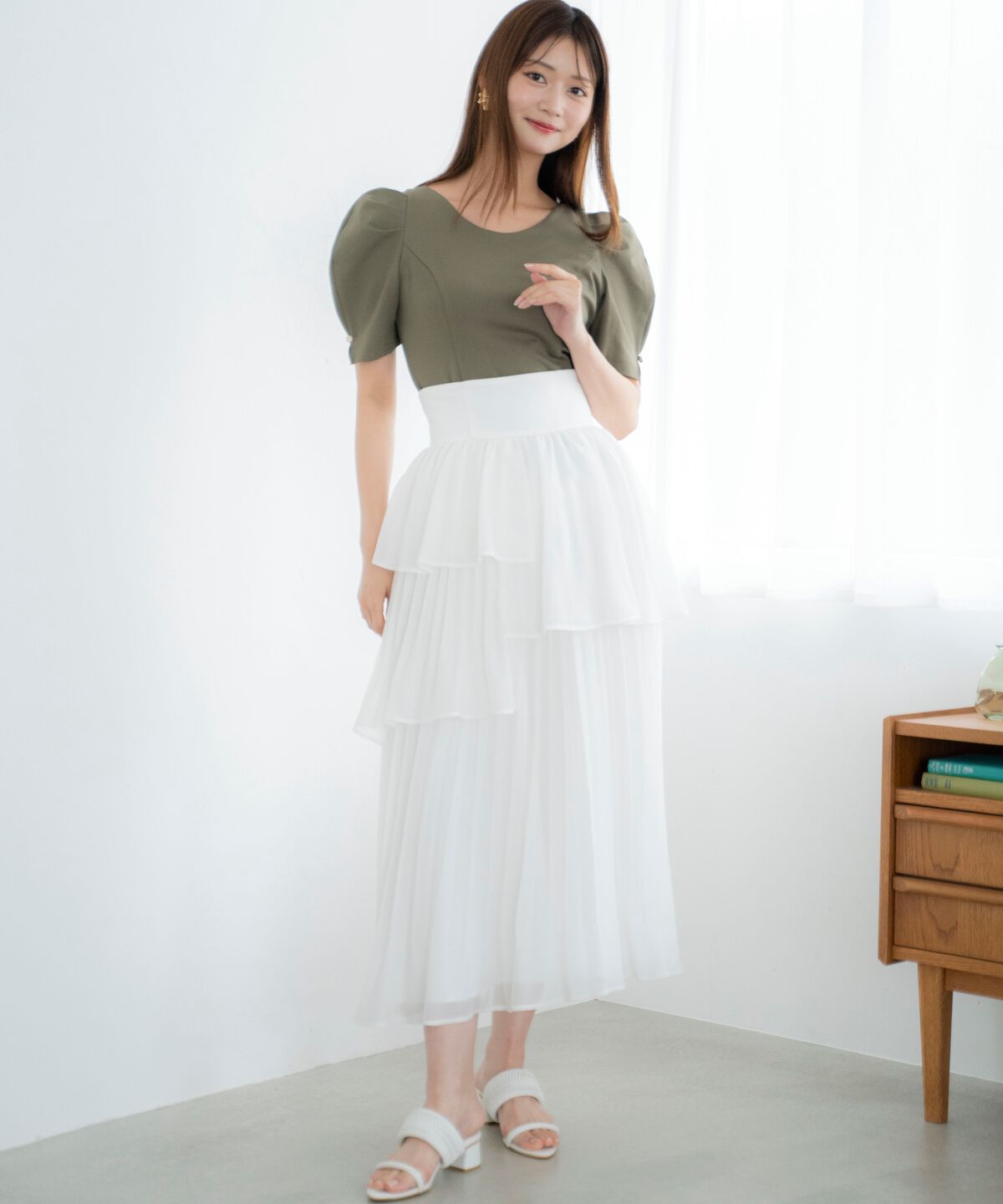 アンドクチュール「パワーショルダービジュープルオーバー」|Tシャツ・カットソー|