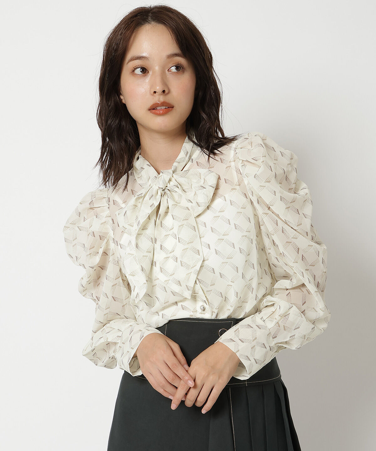 REDYAZEL「オリジナル総柄プリントブラウス」|シャツ・ブラウス|オフ