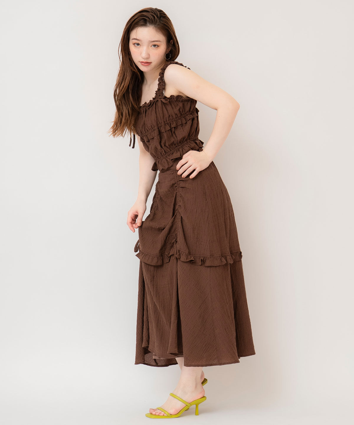 REDYAZEL「シャーリングキャミソール&times;ドロストスカートセットアップ」|ワンピース|