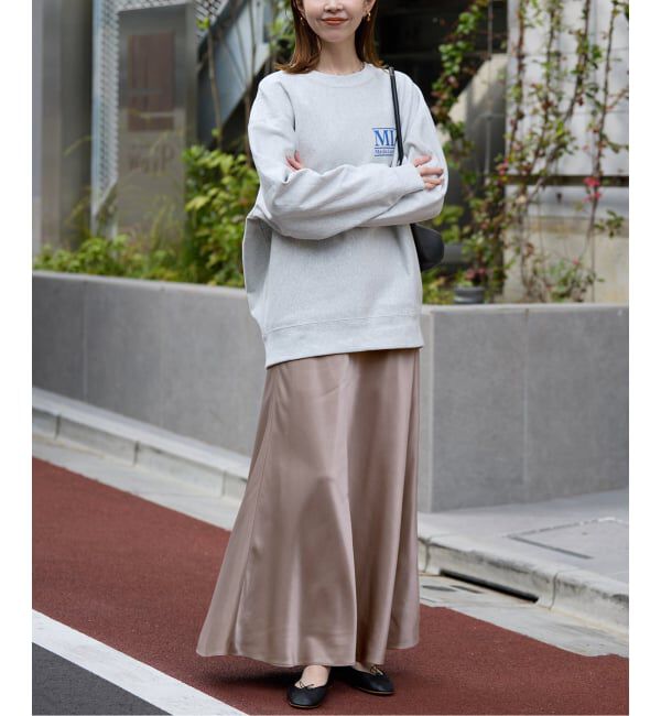 SLOBE IENA「《ブラックのみWEB限定/追加2》グロッシーサテンフレアスカート」|スカート|