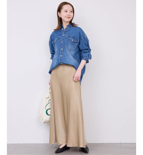 SLOBE IENA「《ブラックのみWEB限定/追加2》グロッシーサテンフレアスカート」|スカート|