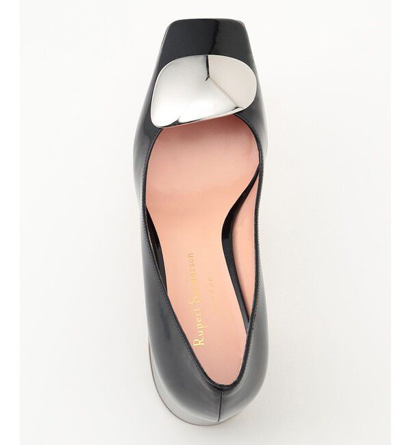 GRACE CONTINENTAL「Rupert Sandersonパテントチャームヒール」|パンプス|