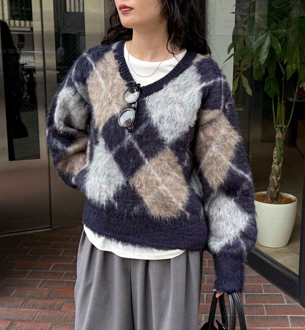 fredy emue「アーガイル柄起毛Ｖネックニット」|ニット・セーター|