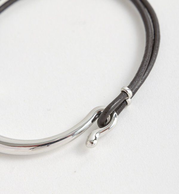  「【程よい存在感】コードバングル」|ブローチ・コサージュ|