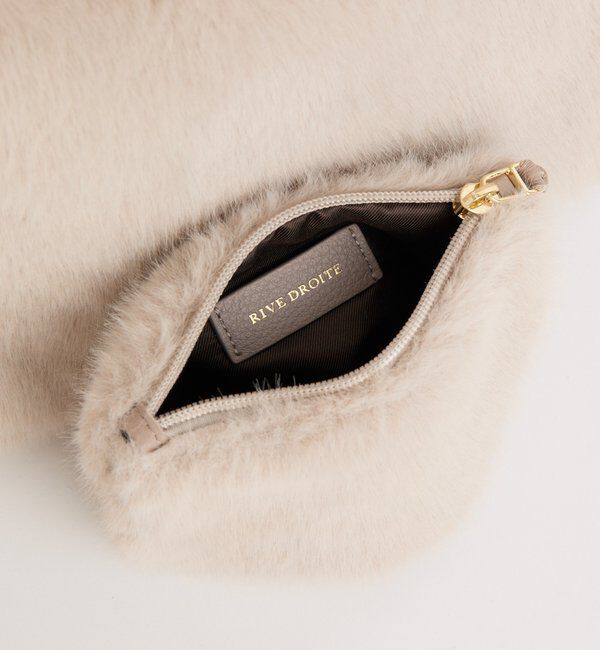  「【コーデの主役に】ポーチ付きフェイクファートート」|クラッチバッグ|