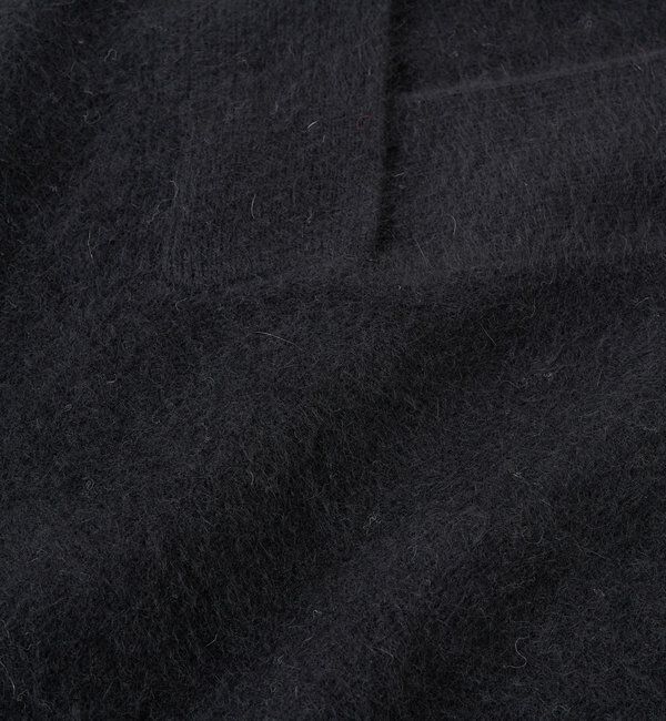  「【華やかな印象に】ヘアリーヤーン深Vネックニット」|ニット・セーター|