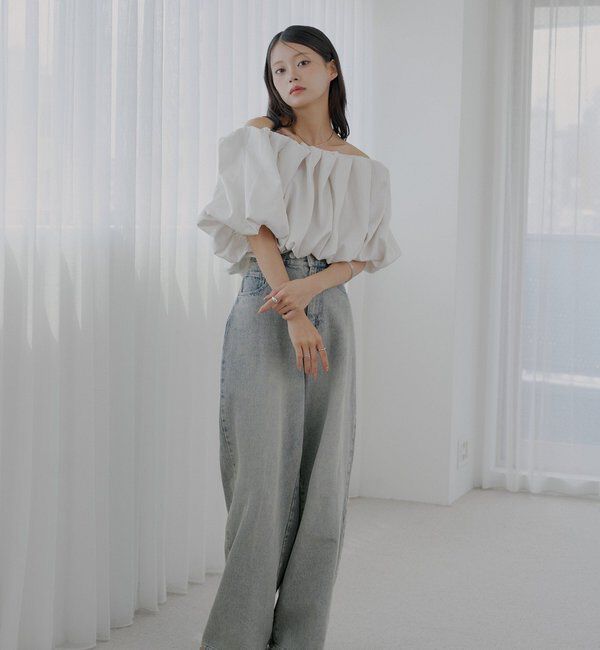  「【SALON by Chico】ギャザーバルーンオフショルブラウス」|シャツ・ブラウス|