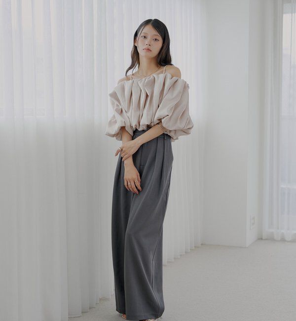  「【SALON by Chico】ギャザーバルーンオフショルブラウス」|シャツ・ブラウス|
