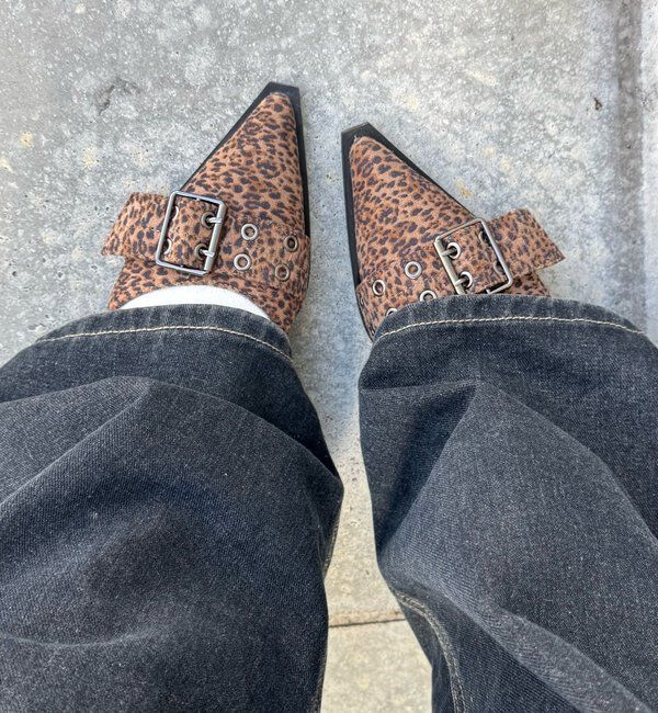  「【HiNT】 BELT STRAP MULE PUMPS」|パンプス|ブラウン