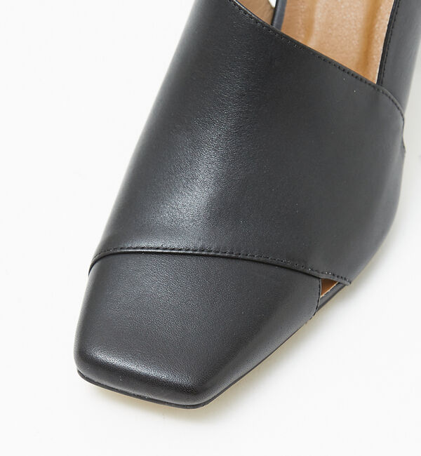 AU BANNISTER「アシンメトリー スクエアトゥブーサン」|サンダル|