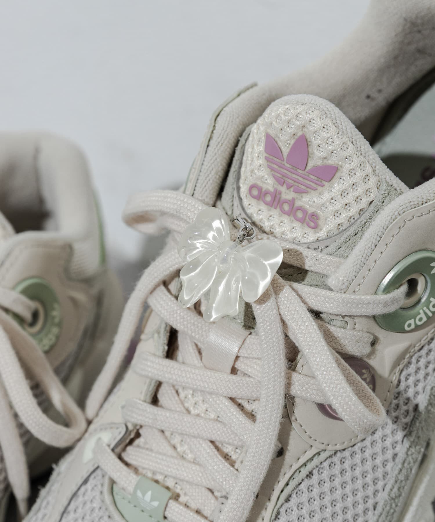 SMELLY「ジュシリボンスニーカーチャーム」|シューケア|