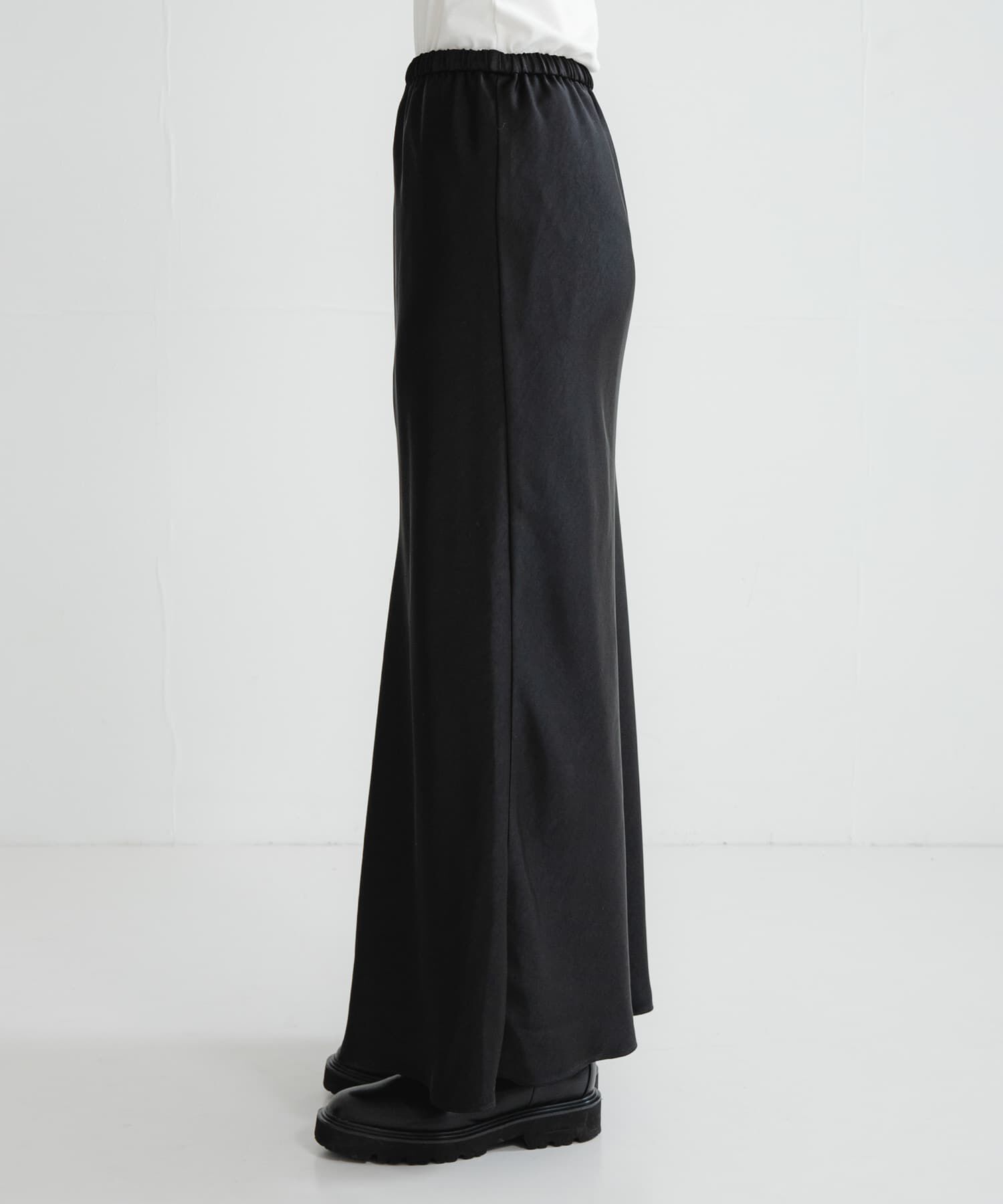 URBAN RESEARCH「サテンバイアススカート」|スカート|