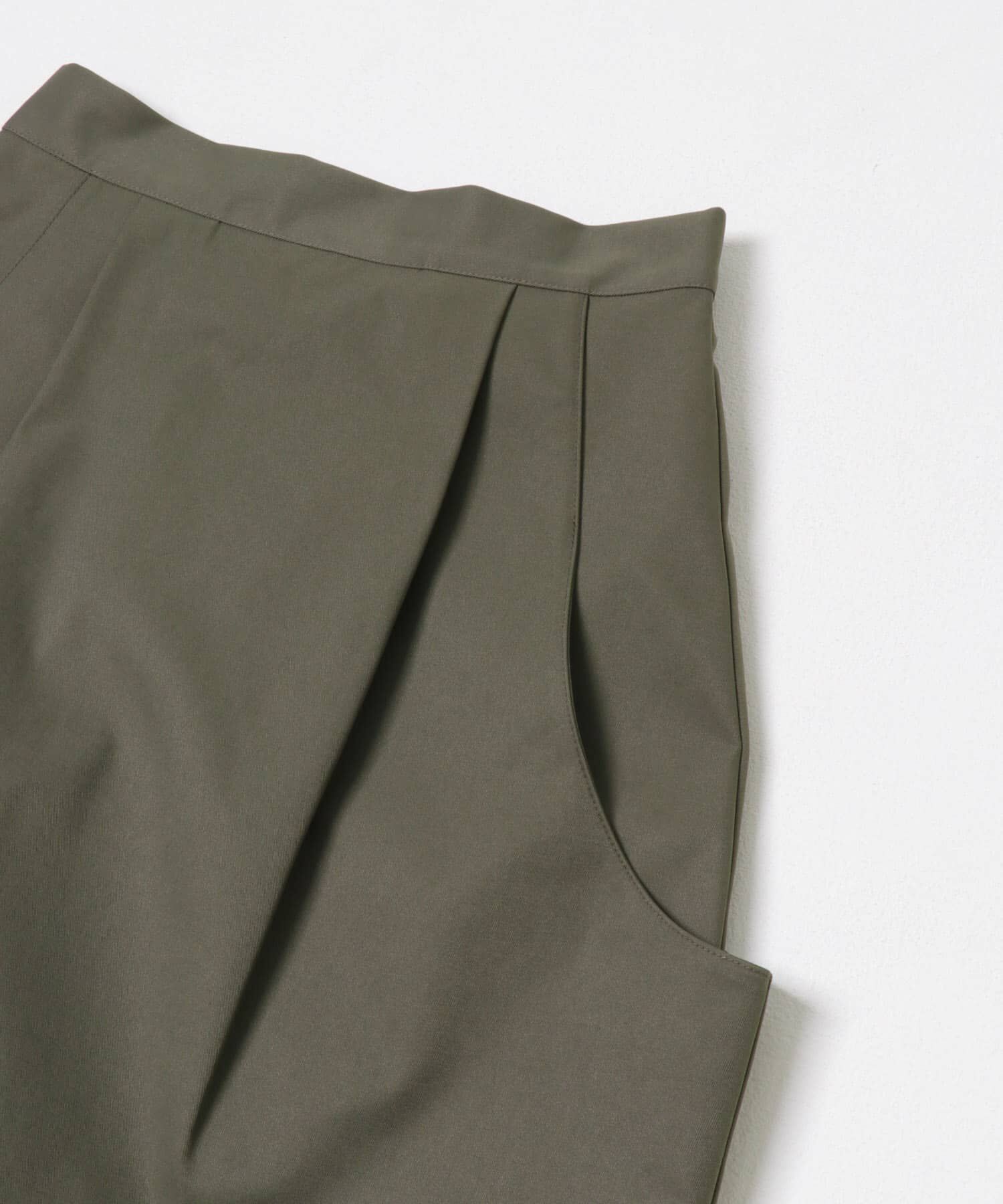  「ポケットディティールコクーンスカート」|スカート|