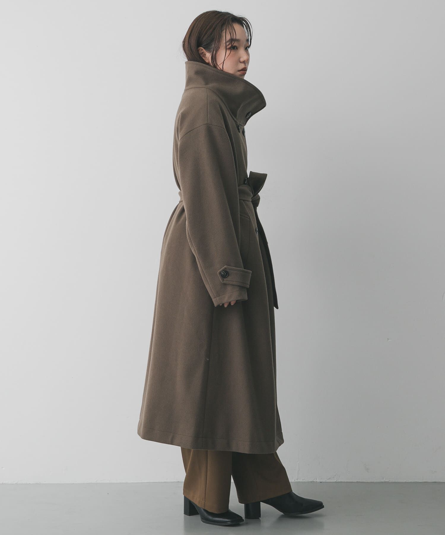 SENSE OF PLACE by URBAN RESEARCH「スタンドカラーロングコート」|ノーカラーコート|