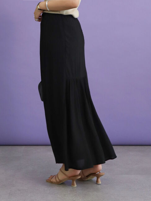  「楊柳バックティアードタイトスカート」|スカート|