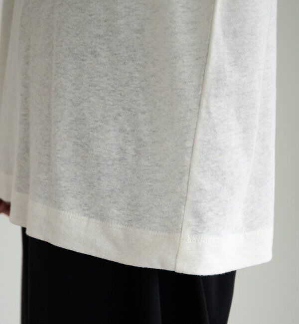  「ロゴ刺繍&times;フロッキープリント麻混Tシャツ」|Tシャツ・カットソー|