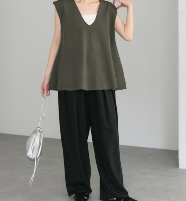  「スポンディッシュVネックニットベスト」|ニット・セーター|