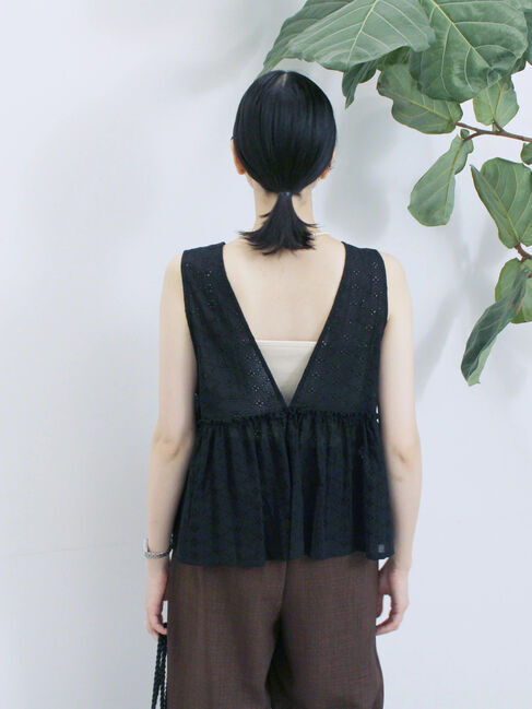 Samansa Mos2 blue「カットワークレースベスト」|シャツ・ブラウス|