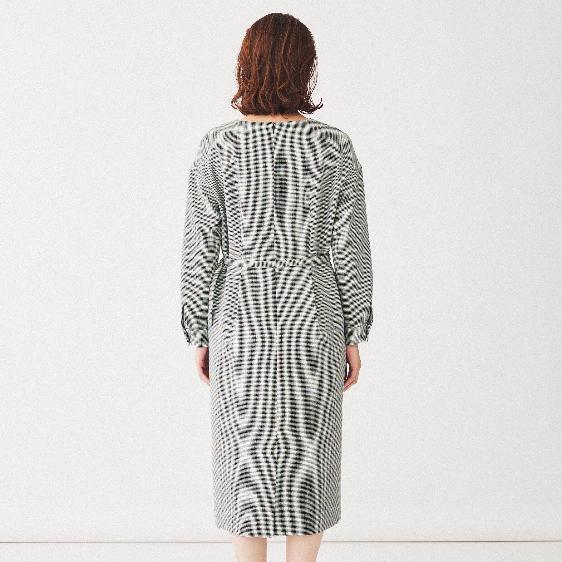 UNTITLED「【きれいめ/日本製】キーネックナローワンピース」|ワンピース|