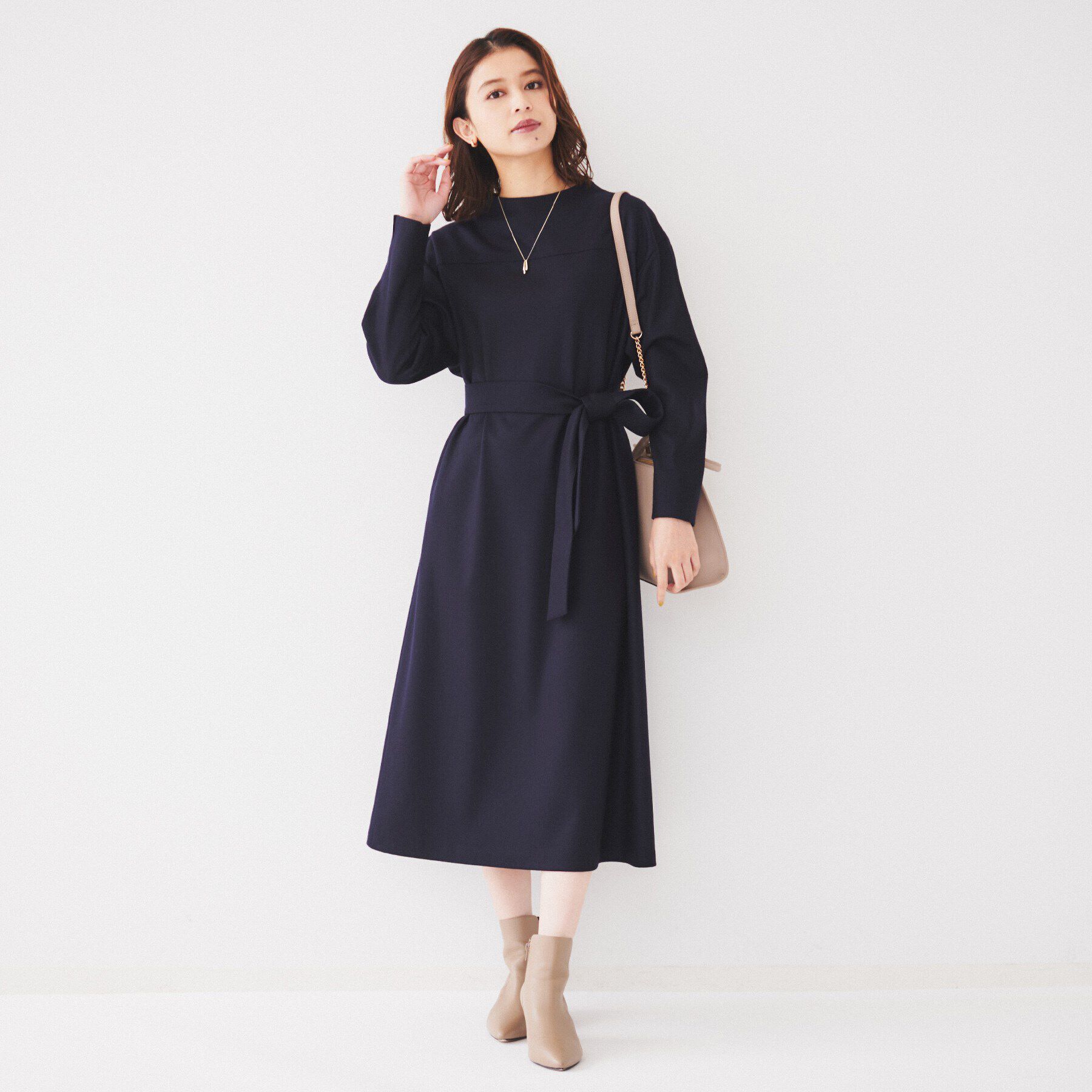 UNTITLED「【ポケットあり/きれいめ】ベルト付きモックネックワンピース」|ワンピース|