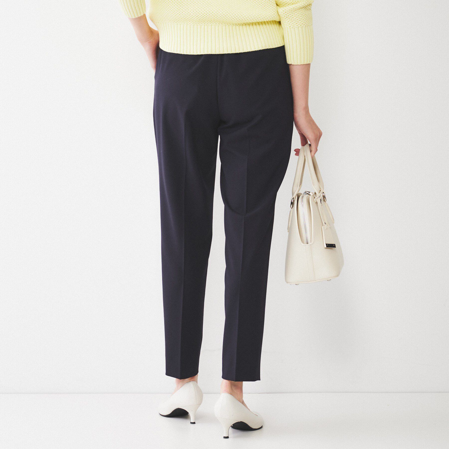 UNTITLED「【後ろウエストゴム/きれいめ】ストレッチ テーパードパンツ」|その他|