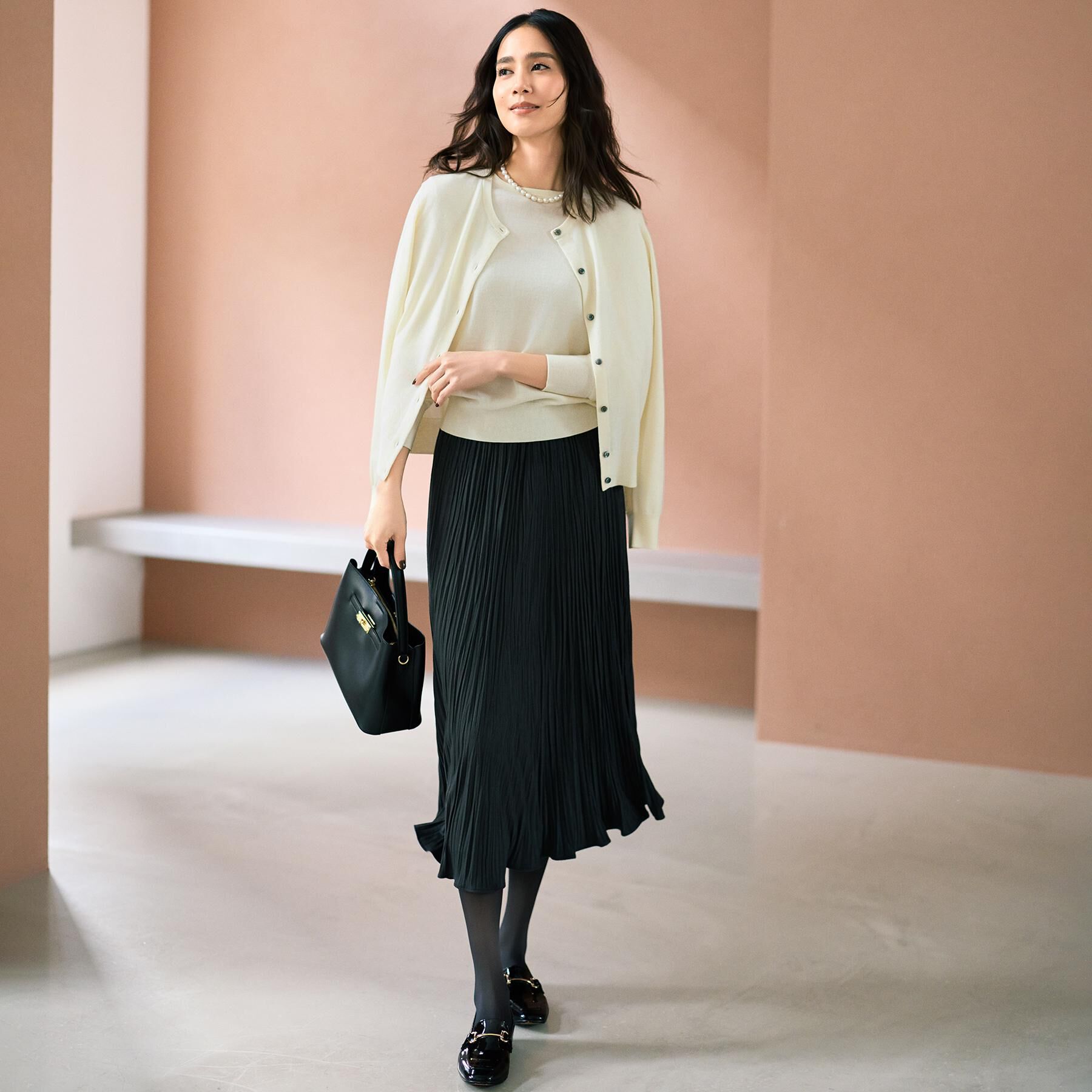 UNTITLED「【洗える/アンサンブル可/ウール100%】ウールクルーカーディガン」|カーディガン|