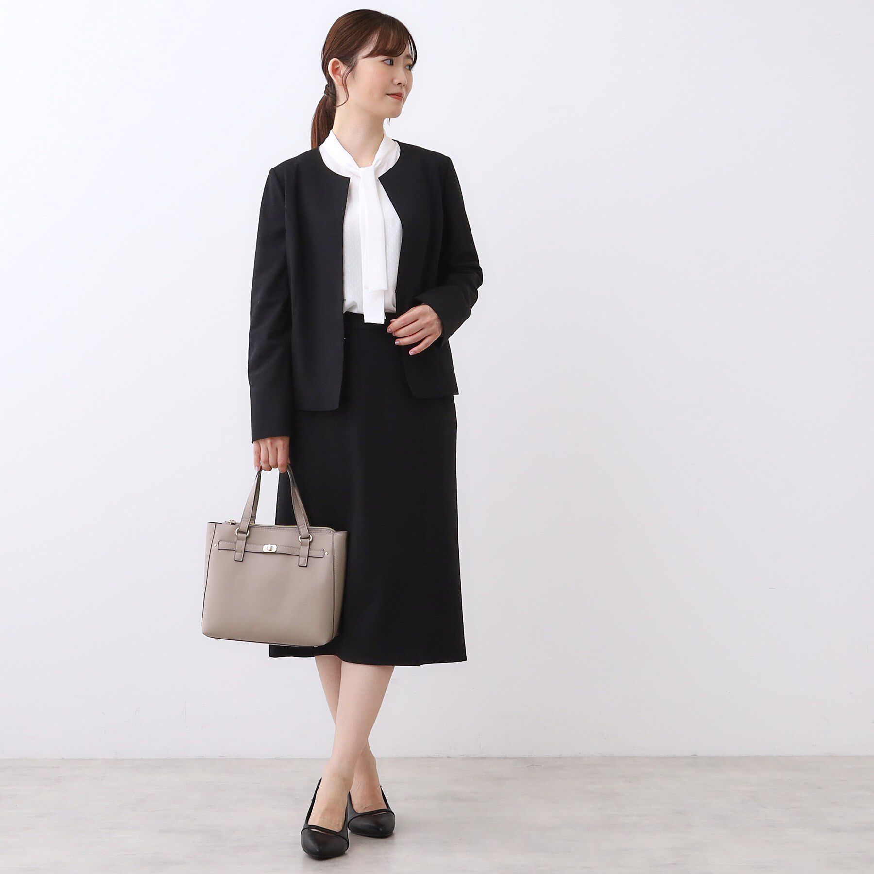 Reflect「【ライトアウター／通勤におすすめ◎／セットアップ可／すっきりシルエット】キレイめジャージジャケット」|ノーカラージャケット|