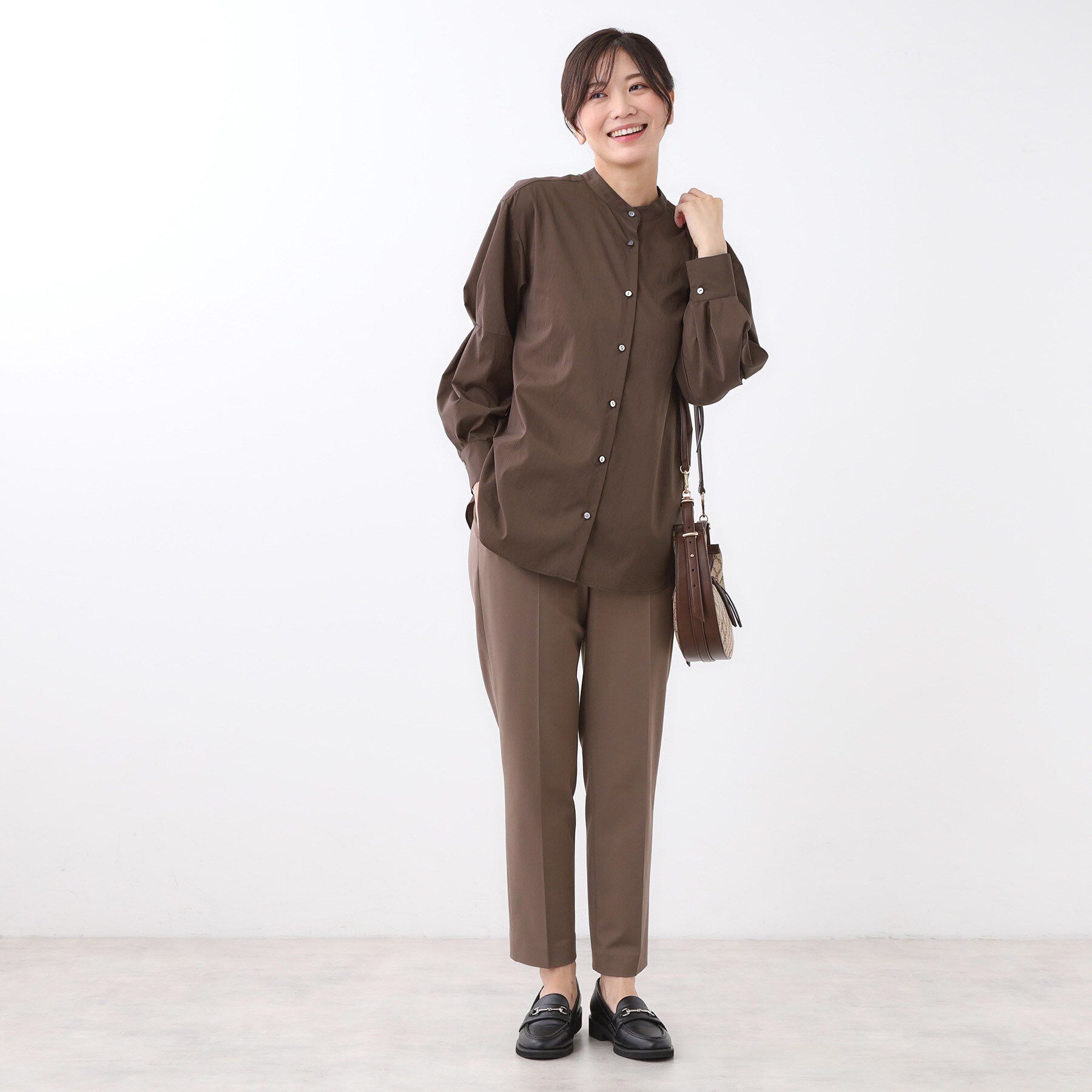 Reflect「【さらっと一枚で決まる／重ね着にもおすすめ◎】タックスリーブシャツブラウス」|シャツ・ブラウス|