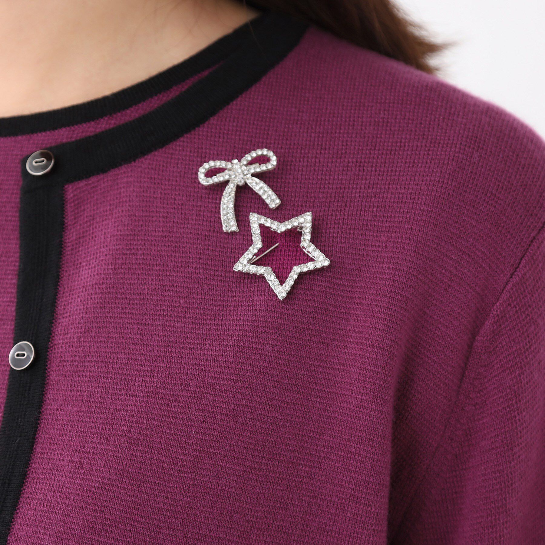 Reflect「【秋映え／単品使い◎／すっきり見え】ブローチ付きニットアンサンブル」|その他|