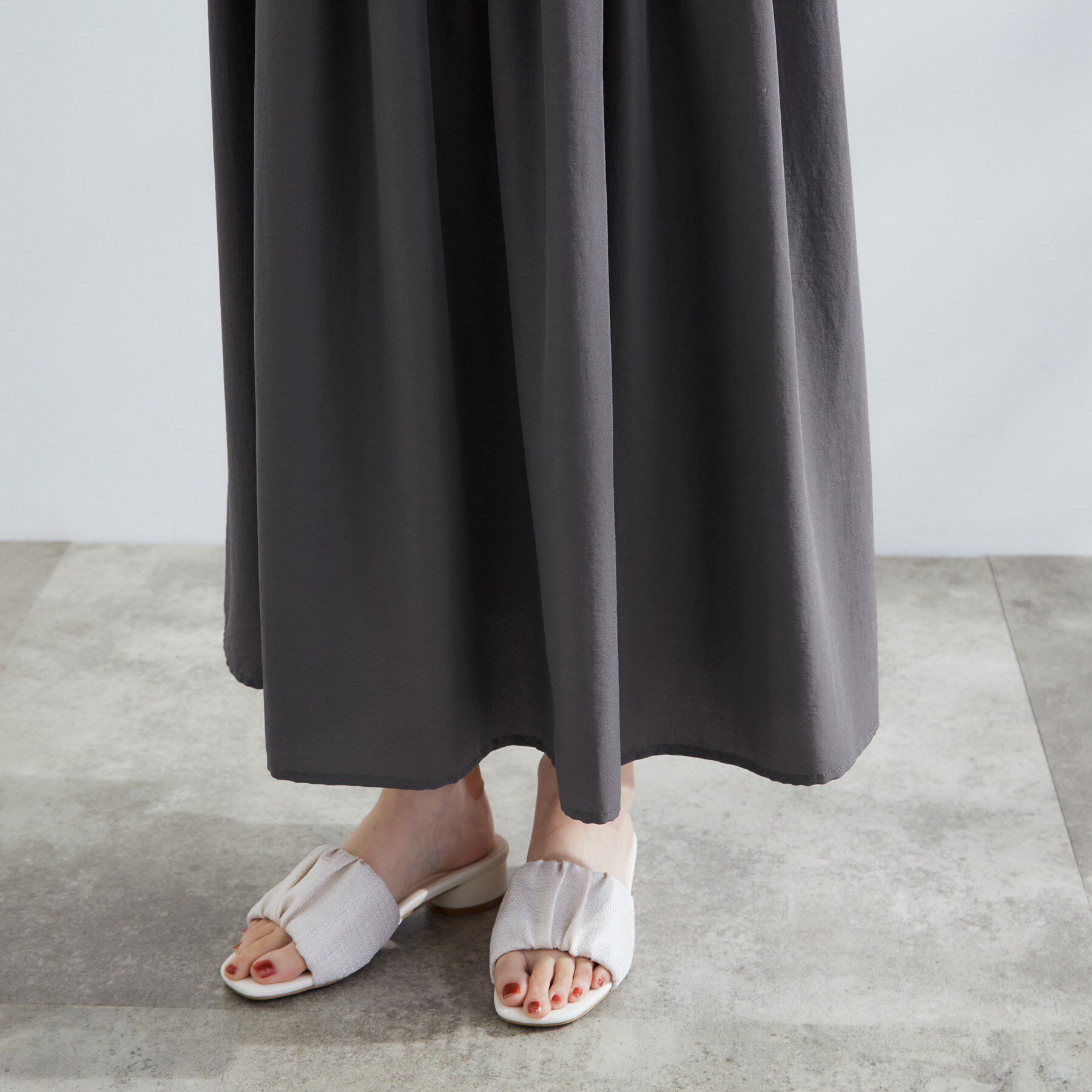 grove「【晴れの日も雨の日も】撥水エアリーフレアスリーブワンピース」|ワンピース|