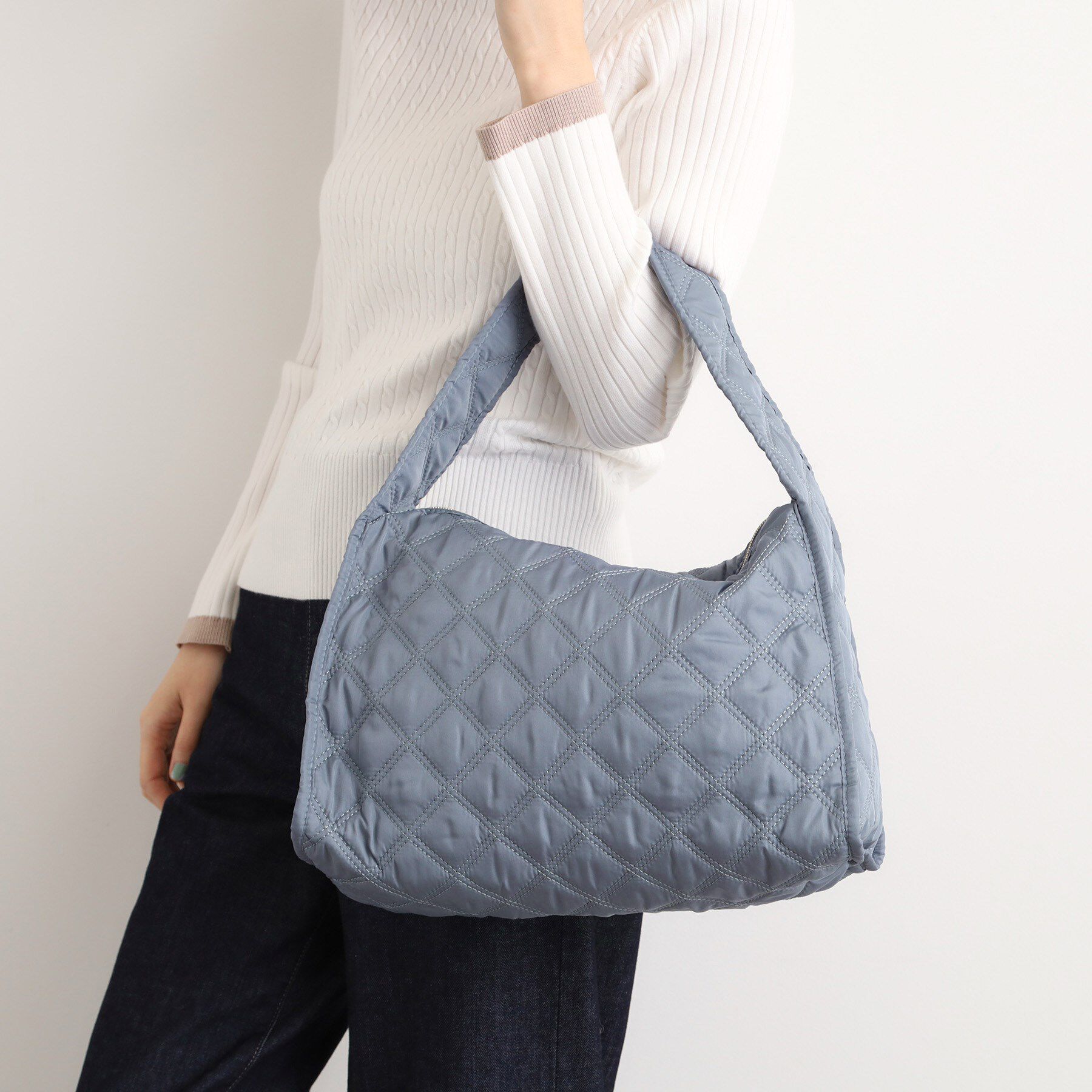 grove「【軽量】キルトワンショルダー」|ショルダー・メッセンジャー|ブルー(092)