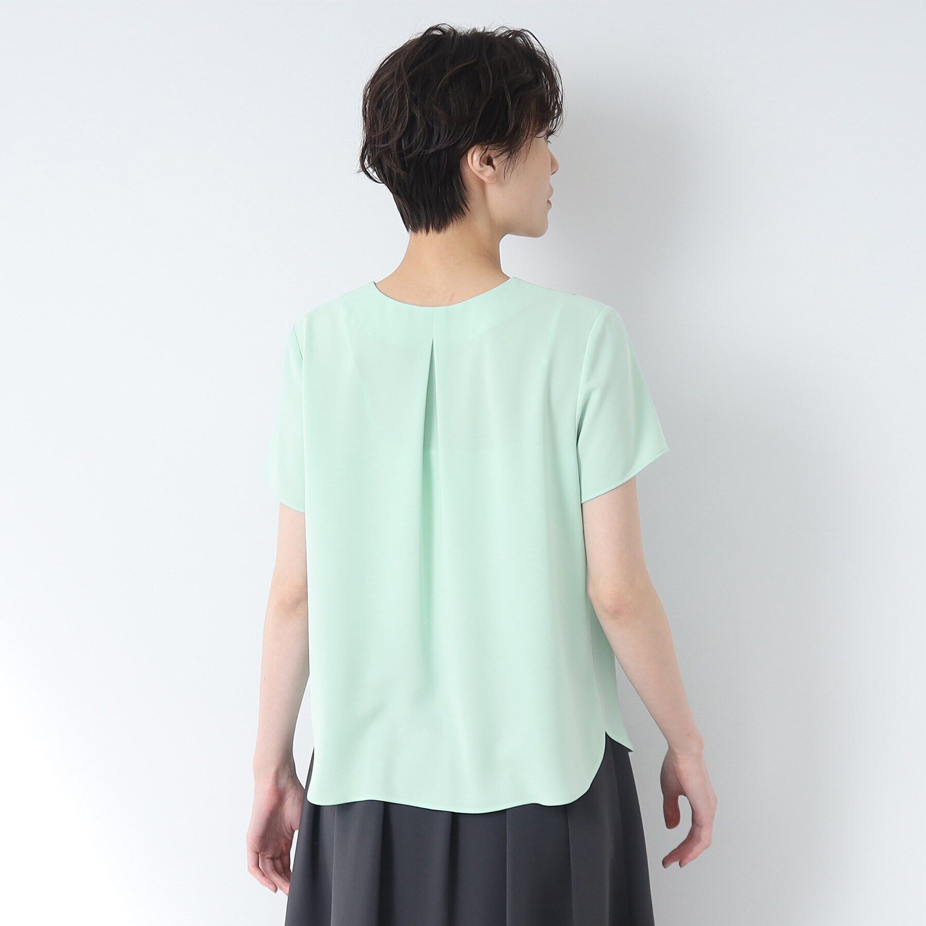 INDIVI「【洗える/通勤/UVケア/接触冷感】タックブラウス」|シャツ・ブラウス|