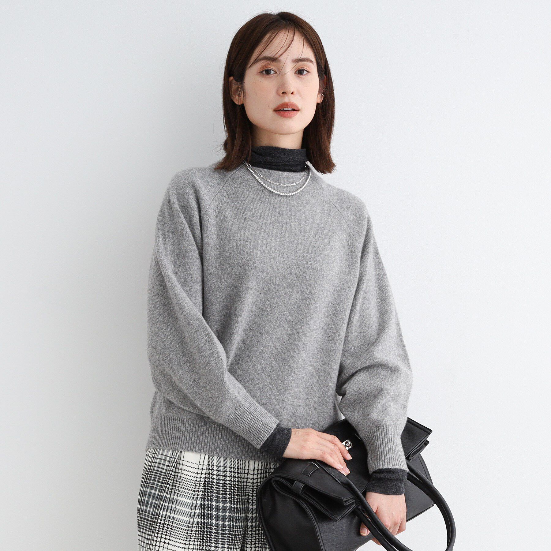 INDIVI「【カシミヤ混】ボリュームスリーブ ボトルネックニット」|ニット・セーター|グレー(912)