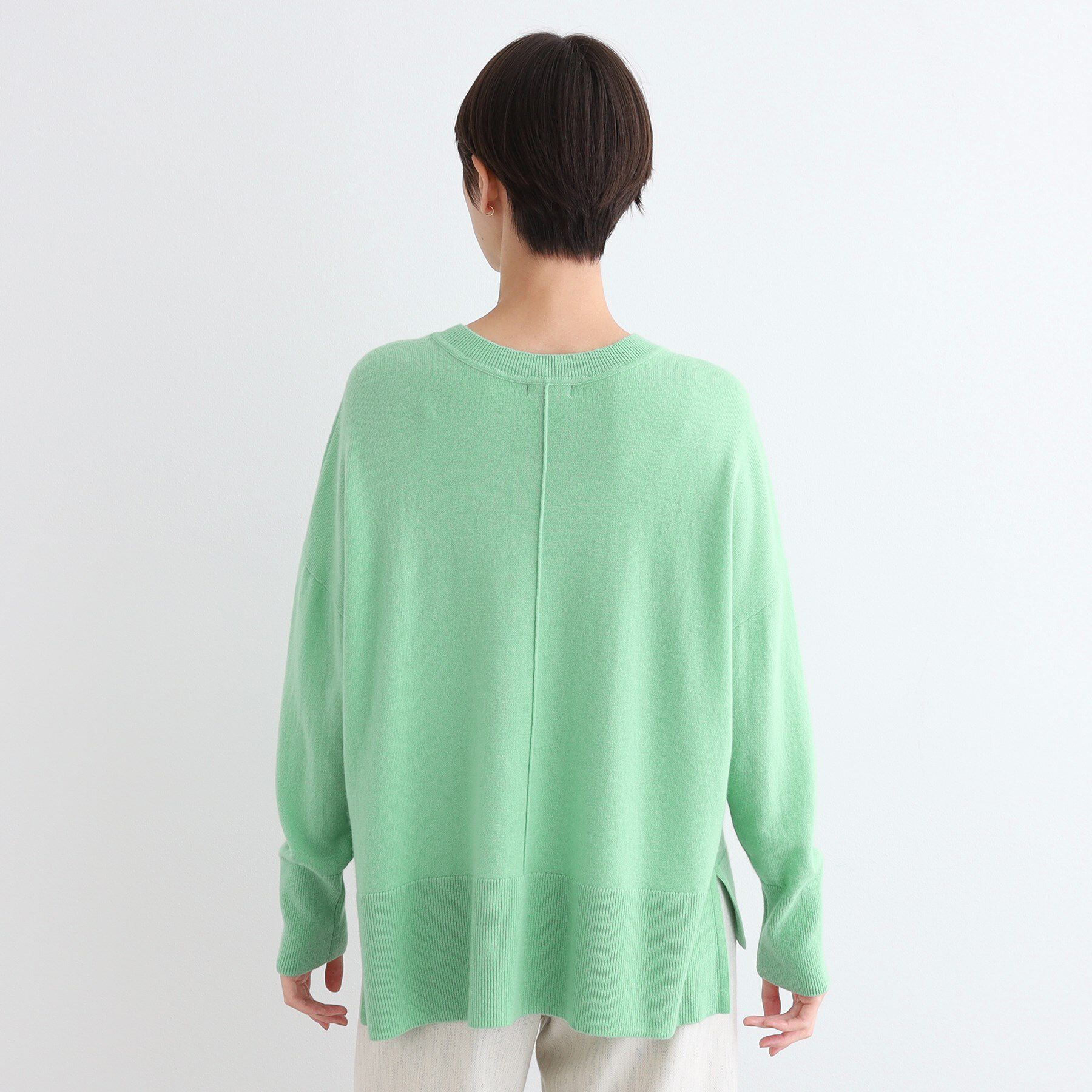 INDIVI「【カシミヤ混／洗える／リラックス】ワイドシルエットニット」|ニット・セーター|