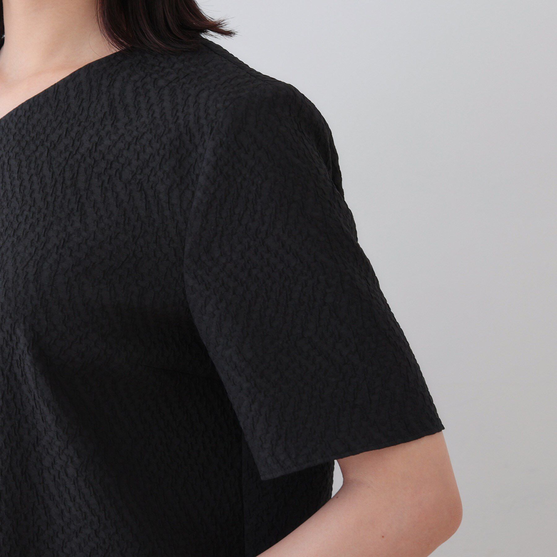 INDIVI「【日本製／インポート素材】フクレジャカードブラウス」|シャツ・ブラウス|