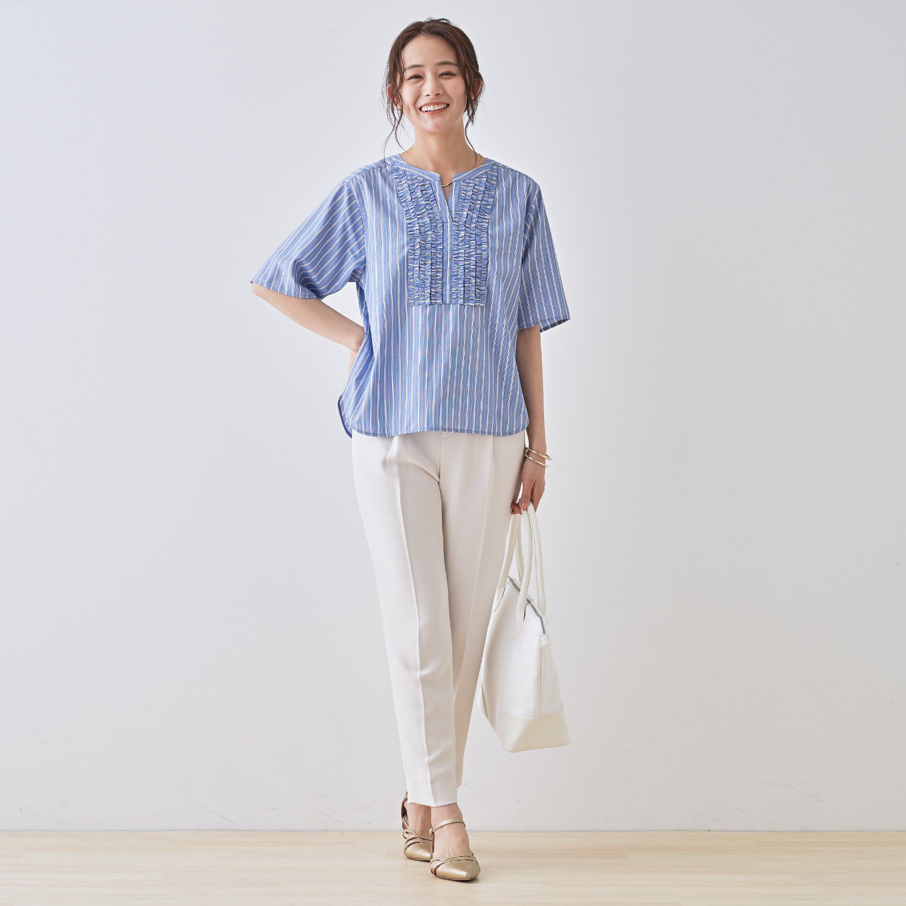 INDIVI「【洗える】胸元タックフリルブラウス」|シャツ・ブラウス|