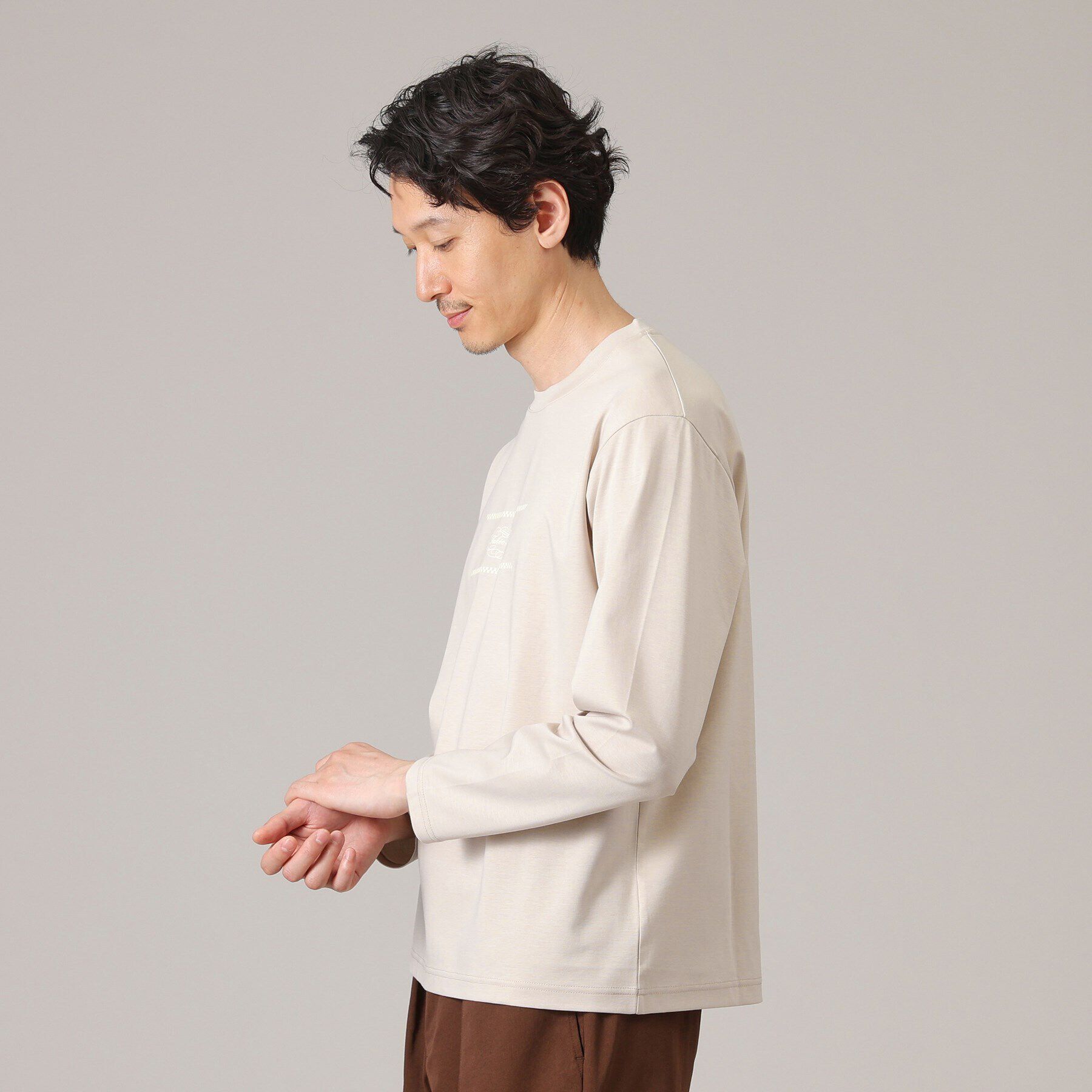 TAKEO KIKUCHI「カリグラフィーロゴ長袖ポンチTシャツ」|Tシャツ・カットソー|