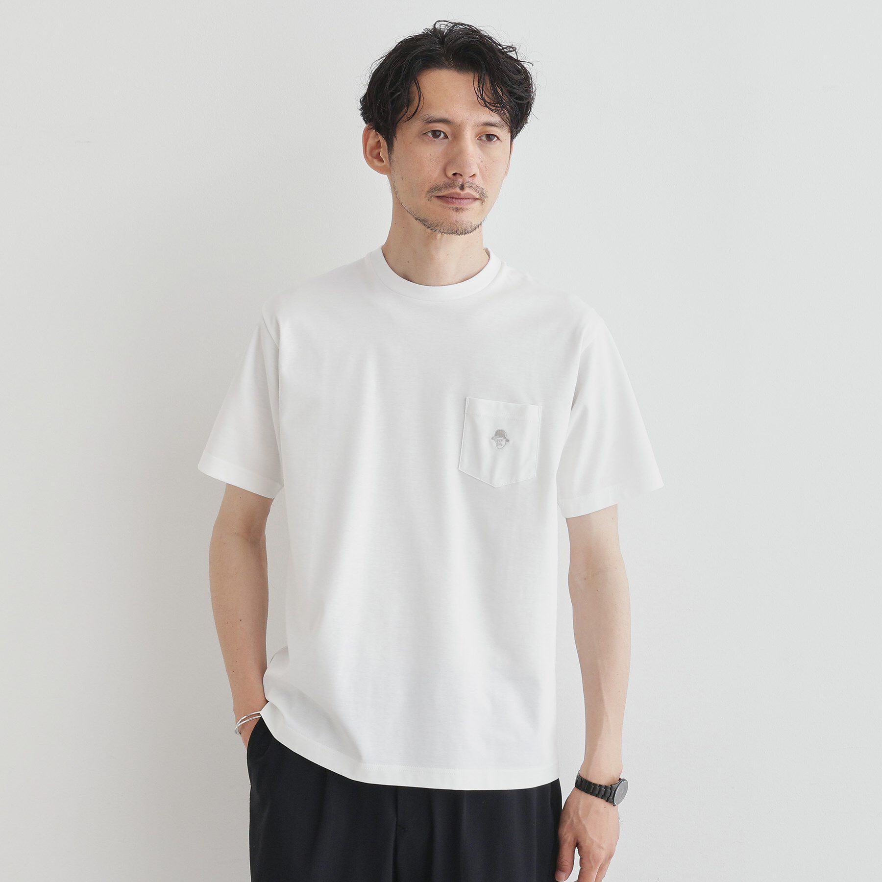 TAKEO KIKUCHI「【COOL CITY WEAR】ワンポイント刺しゅう ポケットTシャツ /接触冷感」|Tシャツ・カットソー|
