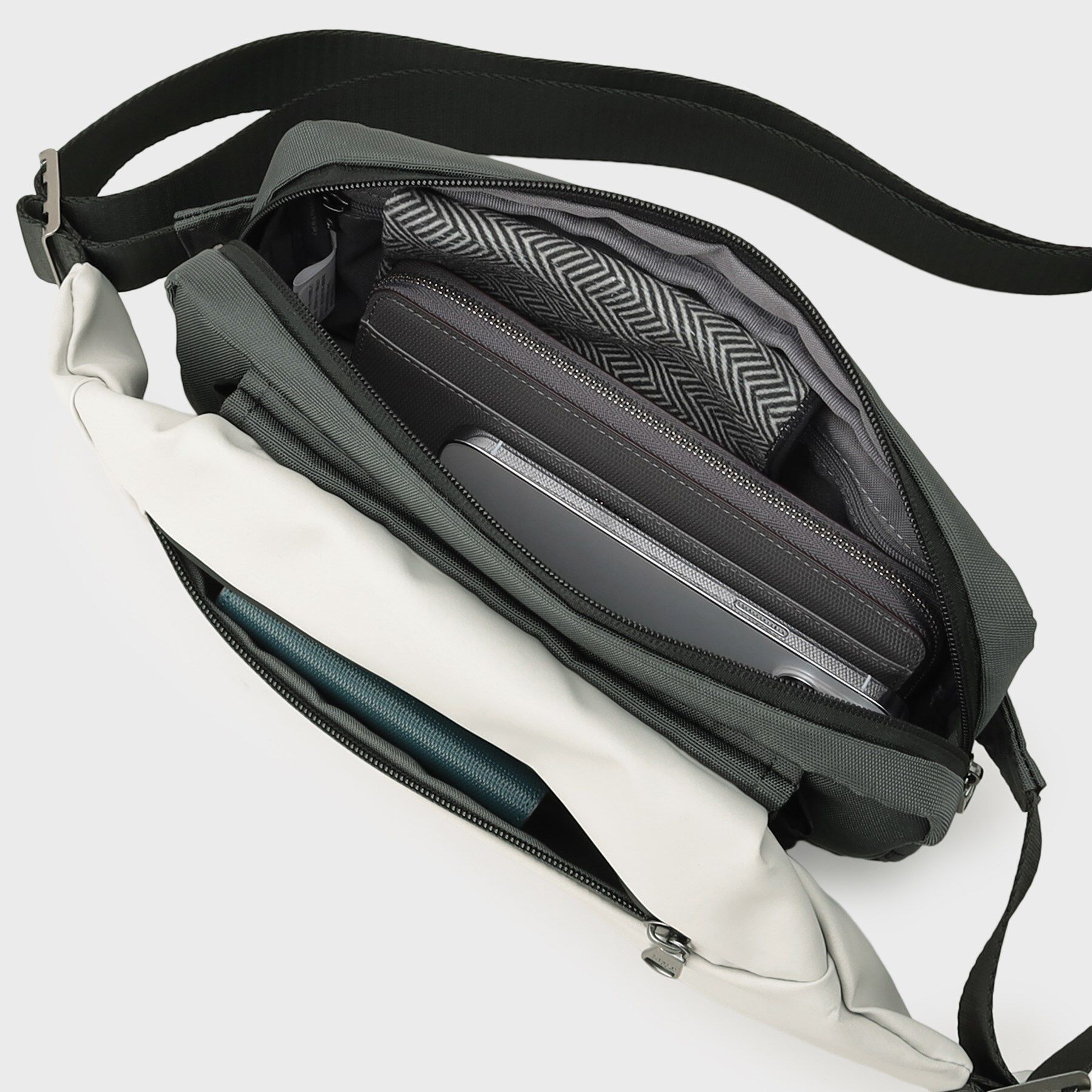 TAKEO KIKUCHI「STORAGEポケットスリングショルダーバッグ」|その他|