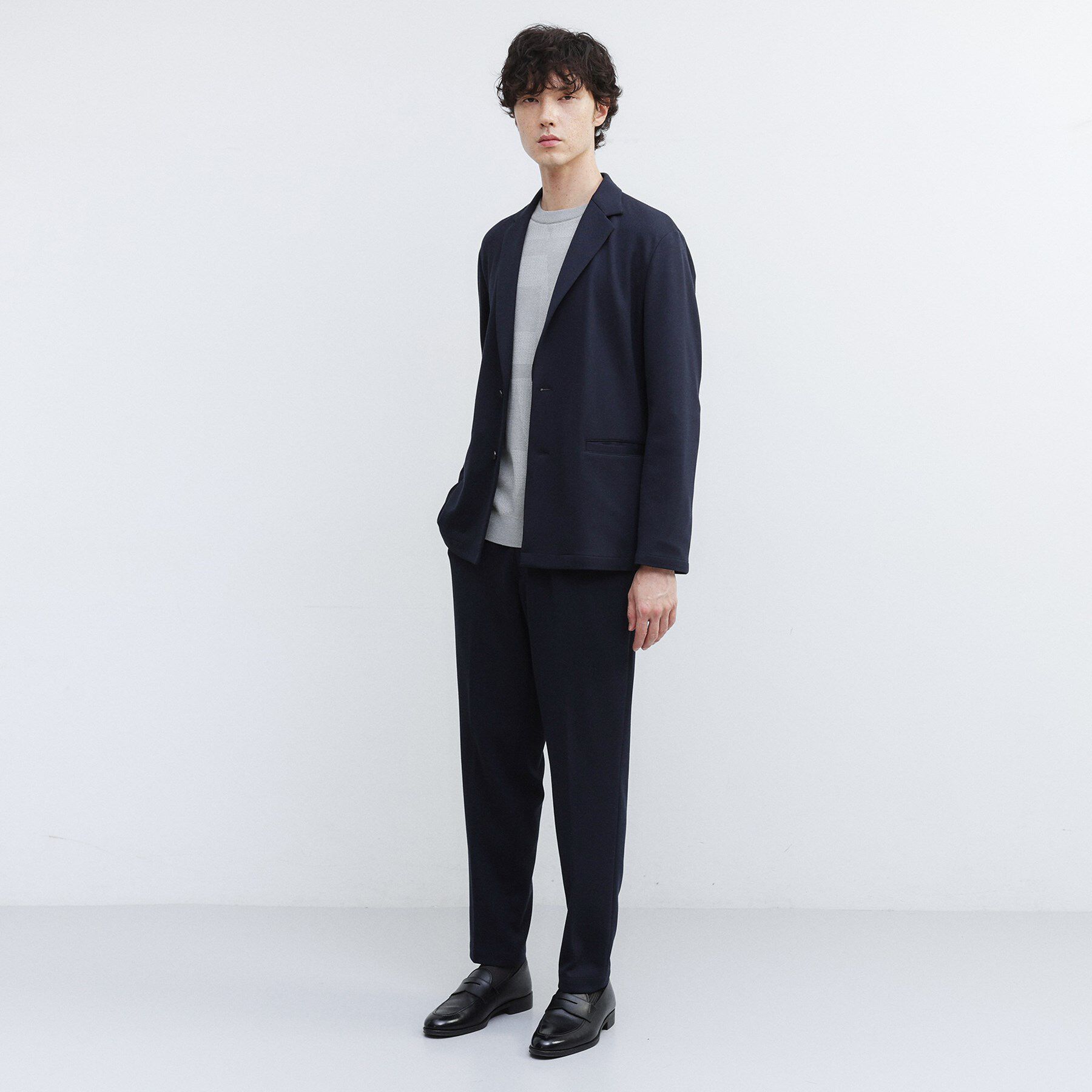 TAKEO KIKUCHI「【JUST ONE LAYER】ダウンファブリック ポンチ スリムタック イージーパンツ」|その他|