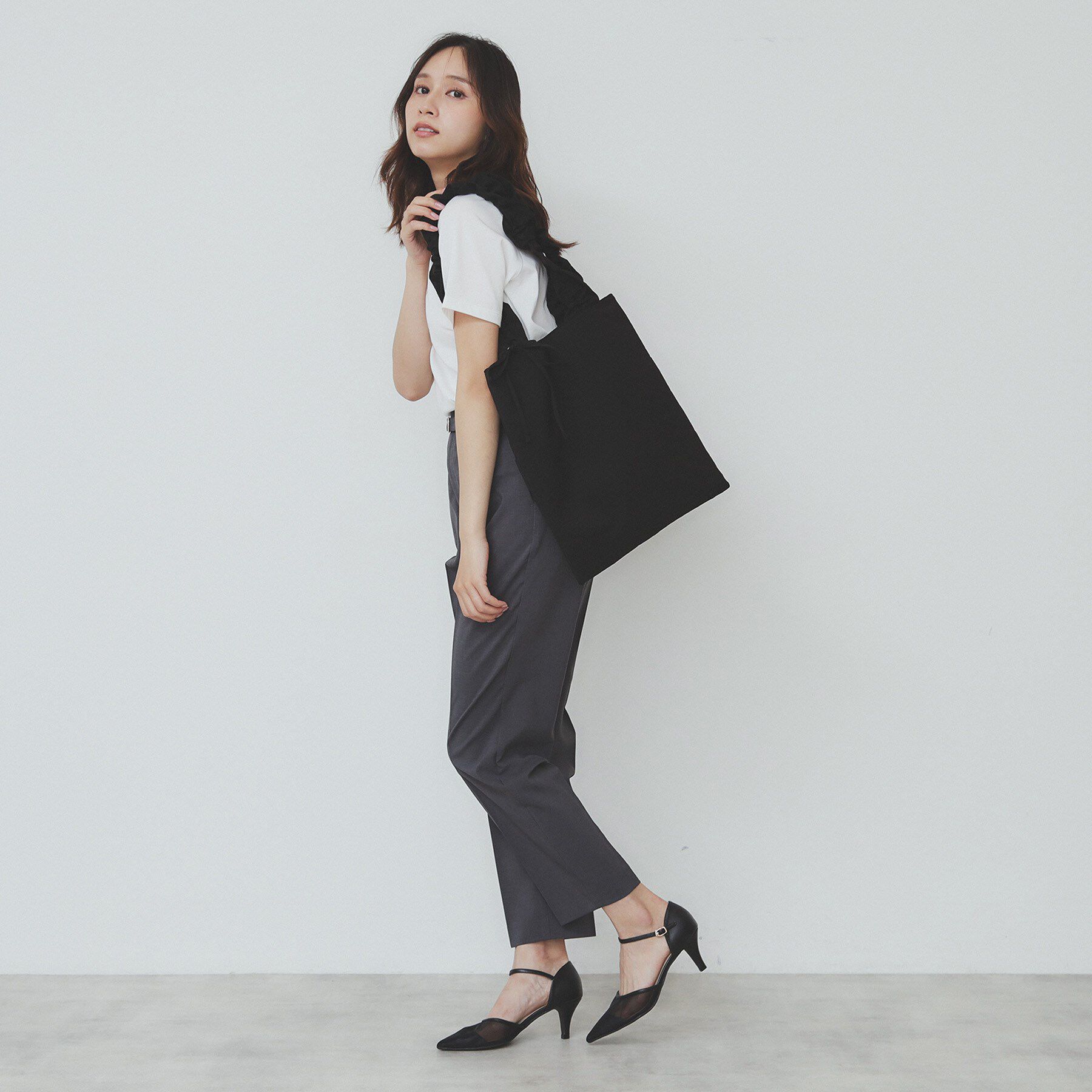 index「【A4サイズ収納可能】持ち手フリルトートバッグ」|トートバッグ|