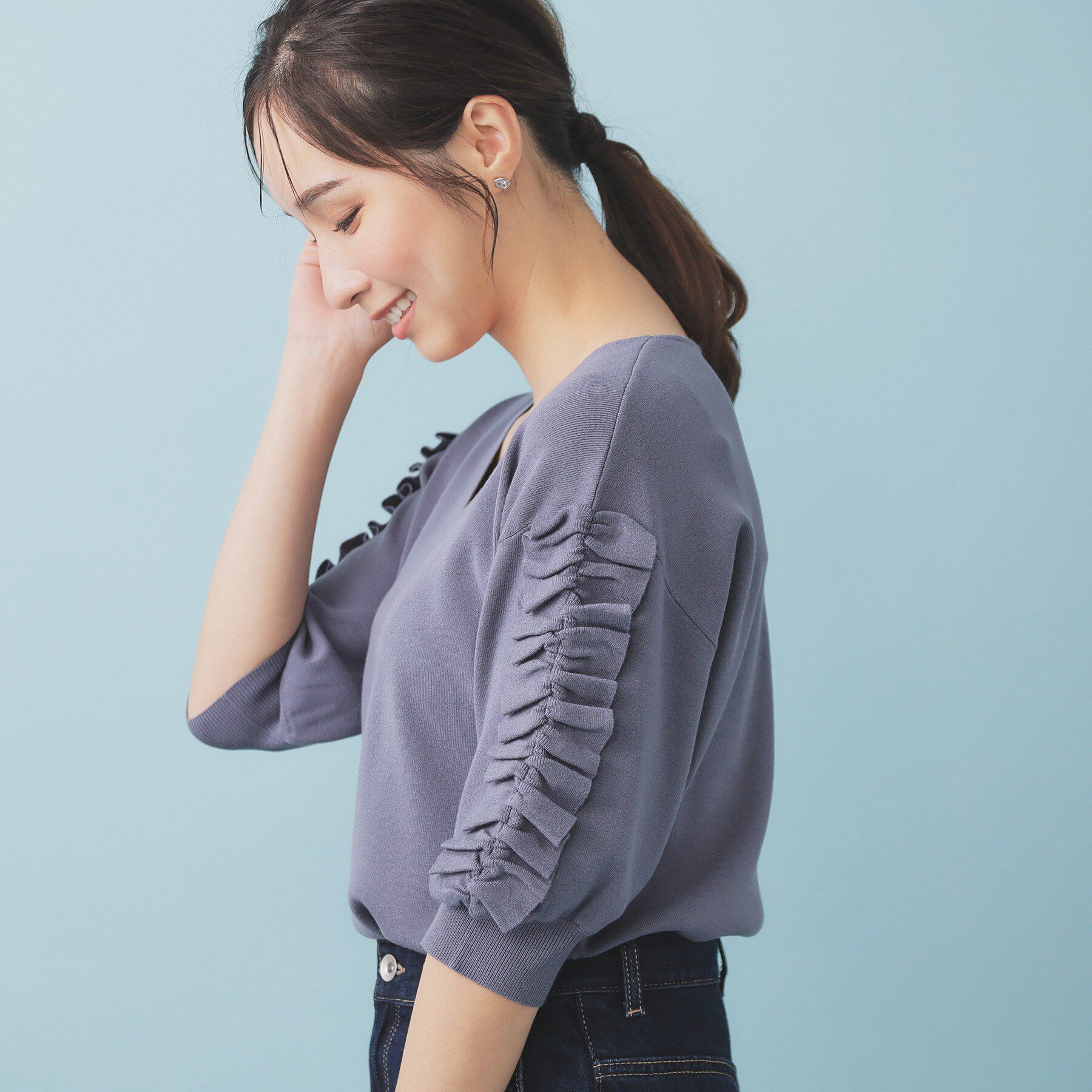 index「ラップフリルVネックニット【洗濯機洗い可/接触冷感/UVケア】」|ニット・セーター|