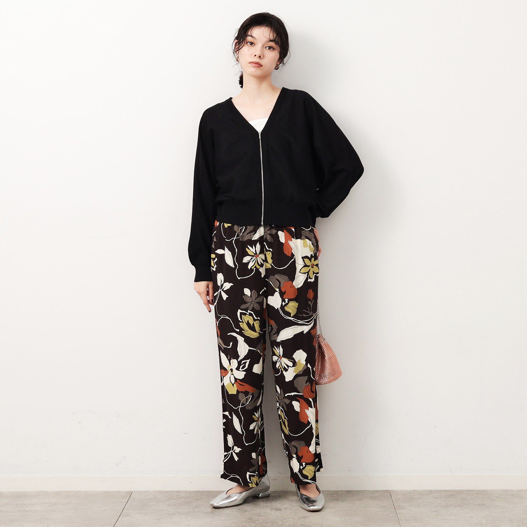 OPAQUE.CLIP「UV VネックZIPドルマンニットカーディガン【洗濯機洗い可/抗ピル】」|カーディガン|