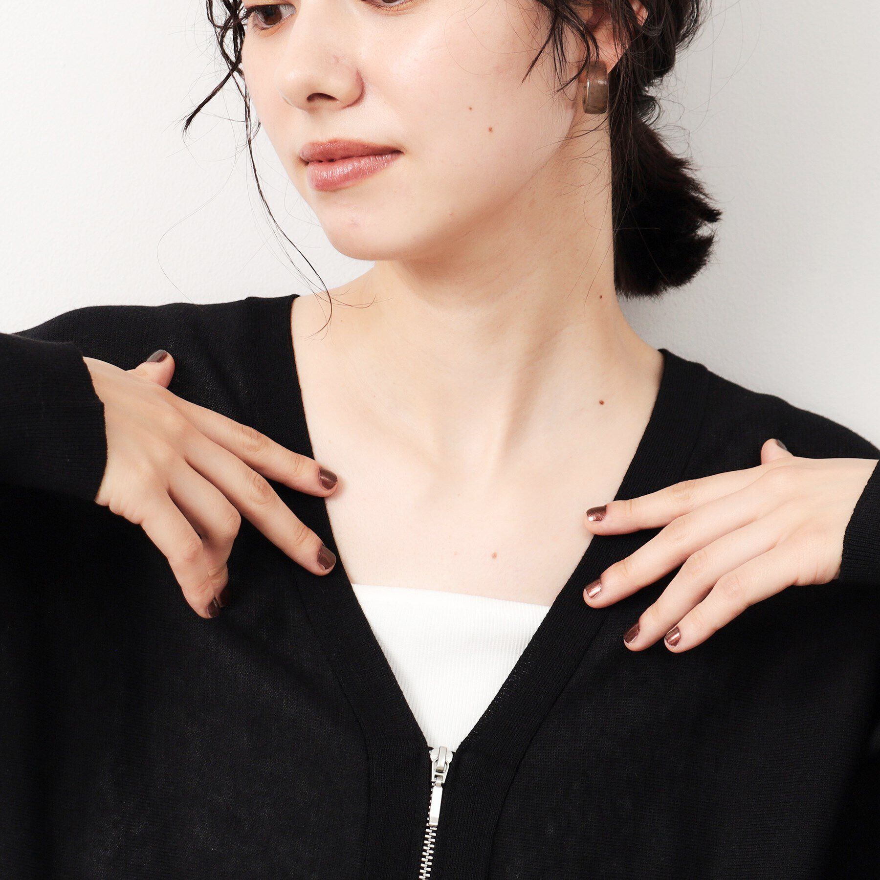 OPAQUE.CLIP「UV VネックZIPドルマンニットカーディガン【洗濯機洗い可/抗ピル】」|カーディガン|