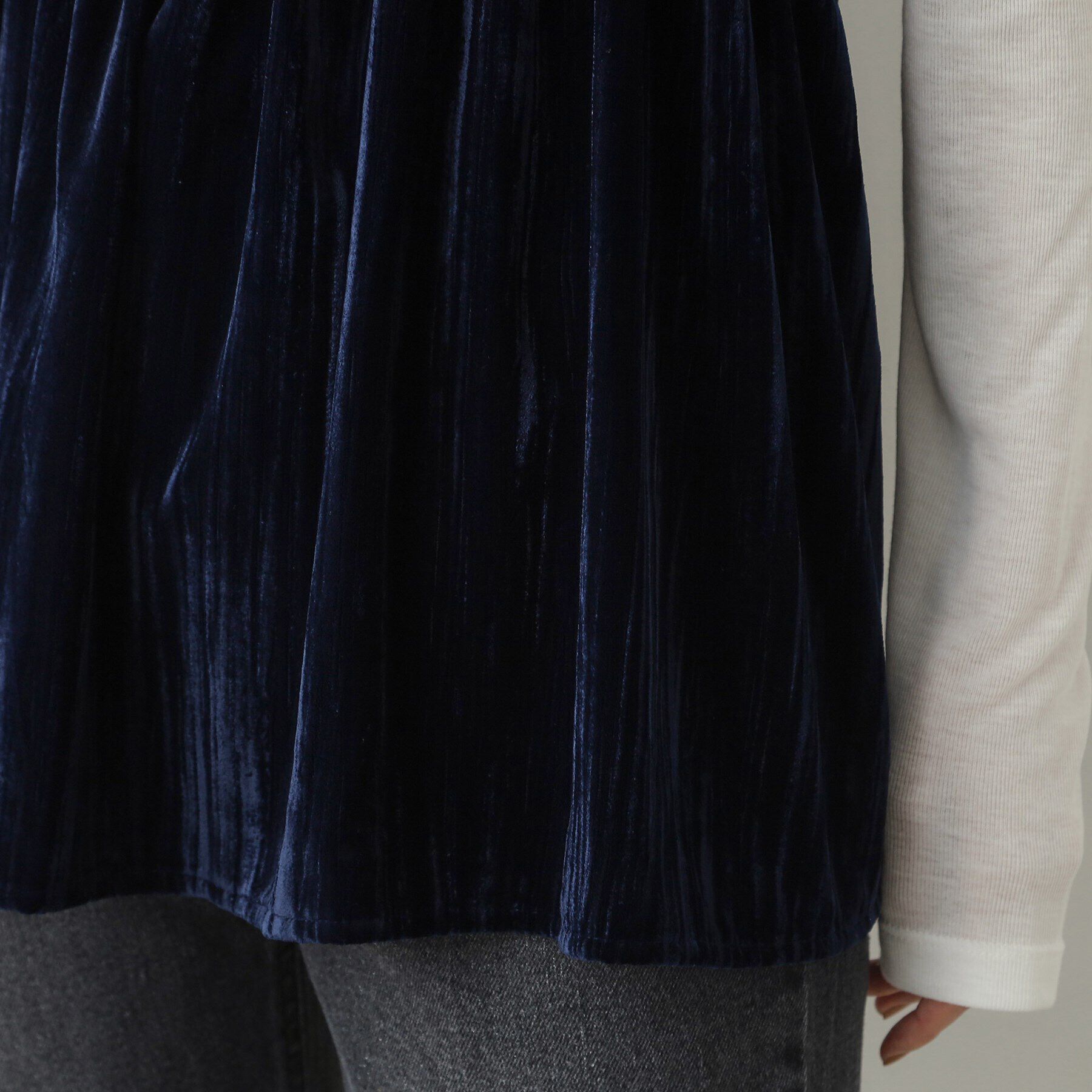 OPAQUE.CLIP「《美人百花掲載》クラッシュベロアキャミブラウス【洗濯機洗い可】」|シャツ・ブラウス|