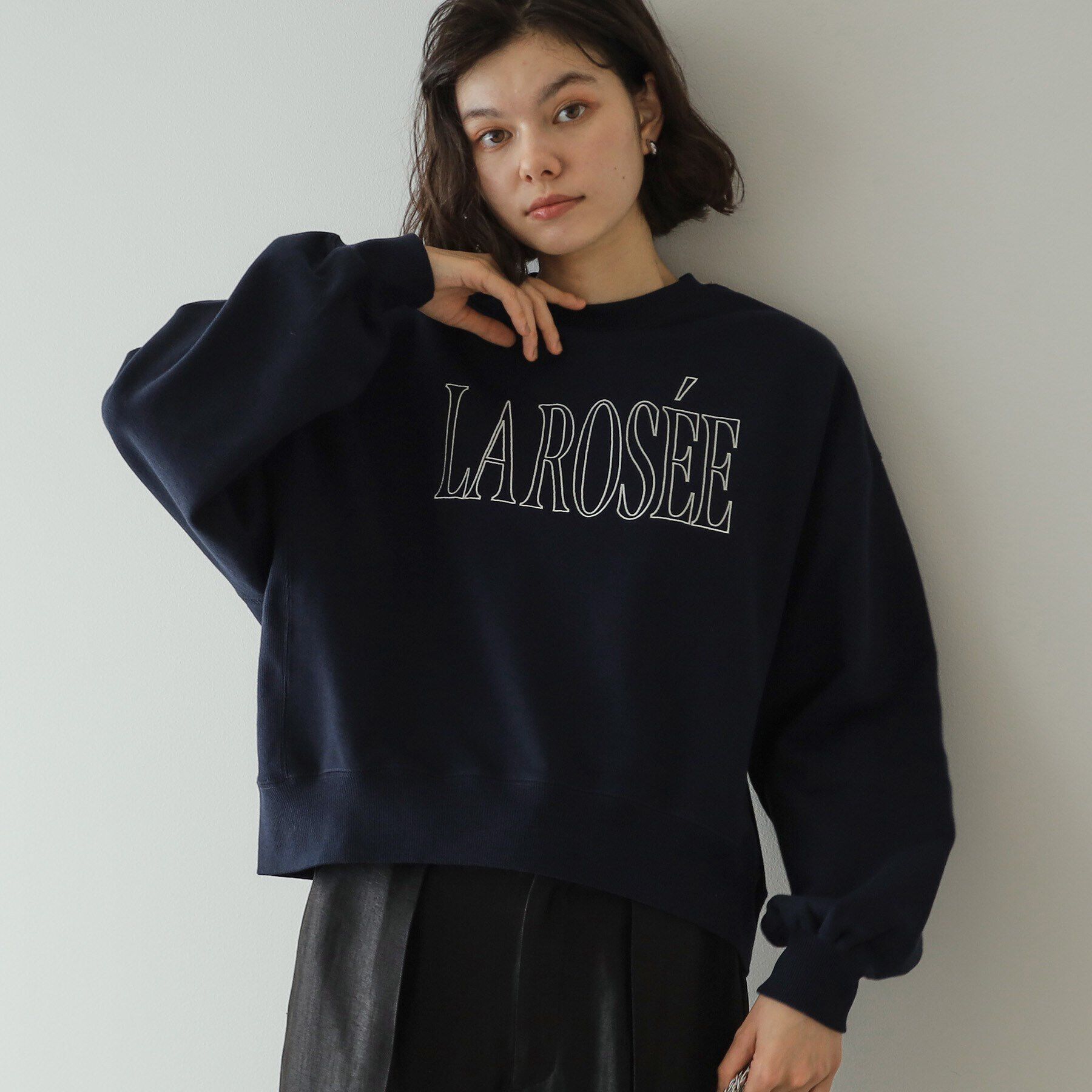 OPAQUE.CLIP「《美人百花掲載》ロゴ裏毛ショートトップス【洗濯機洗い可】」|Tシャツ・カットソー|