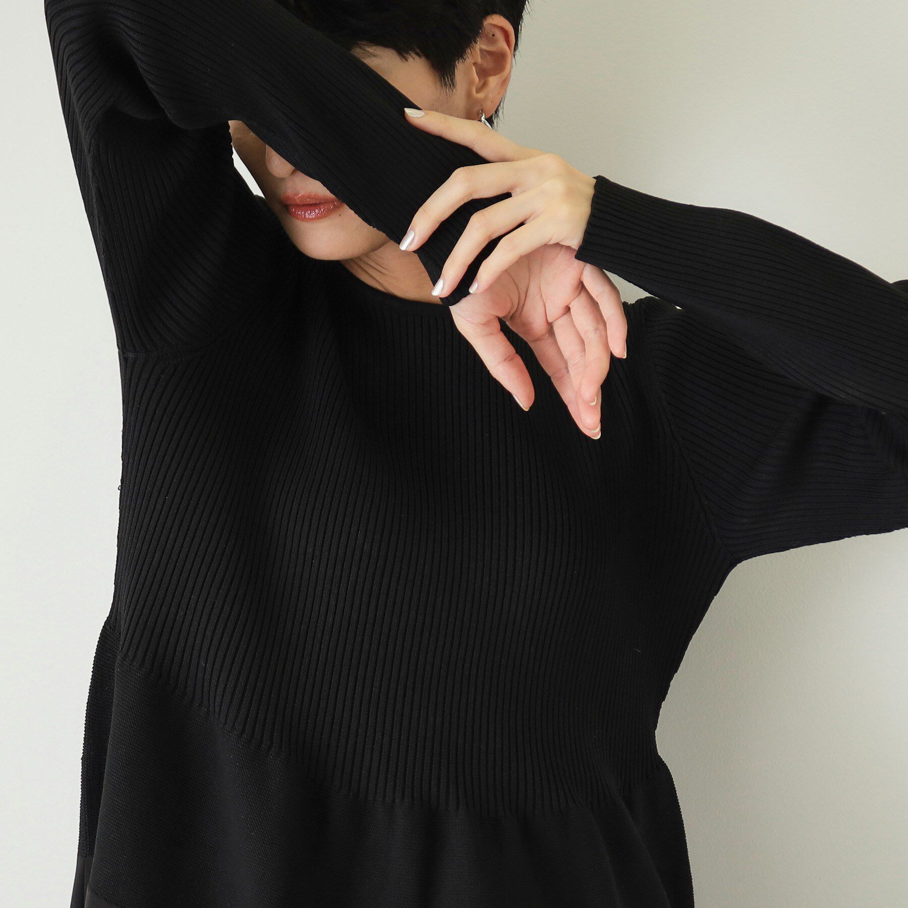 OPAQUE.CLIP「シームレスニット&times;フハクドッキングワンピース【洗濯機洗い可】」|ワンピース|